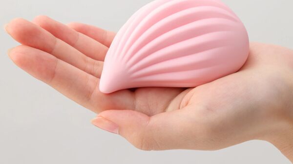 Vibromasseur clitoridien Iroha+ Kushi Nadeshiko Colour rose