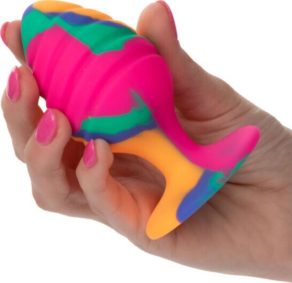 Plug anal CalExotics Cheeky Large Swirl avec motif tie-dye et base ventouse