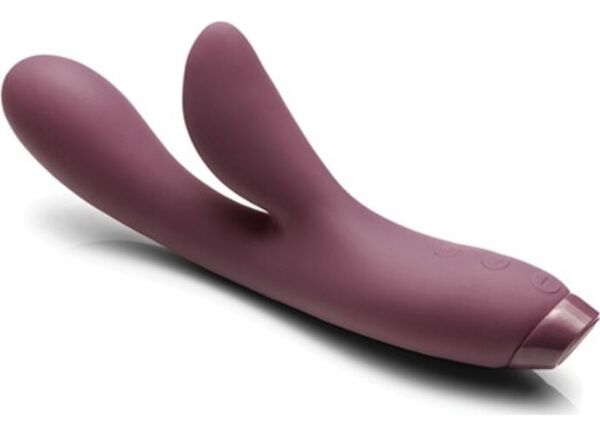 Vibromasseur rabbit Je Joue Hera de couleur violette, avec son bras pour le clitoris